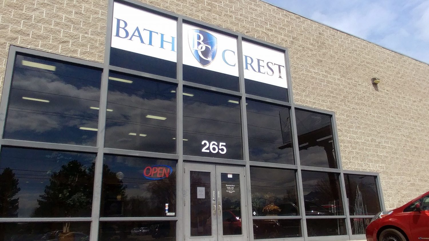 At Bath Crest, we have years of experience as expert bathroom remodelers in Utah. Contact us at (801) 285-9471 for a quote.