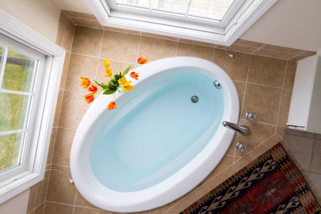 Looking for a reliable and affordable bathtub installation in Murray, Utah? Reach out to the team at Bath Crest to get your project underway.