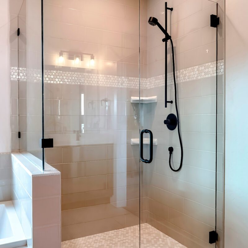 Frameless glass shower enclosures are both elegant and easy to clean! Bath Crest is a leading supplier in Salt Lake City.
