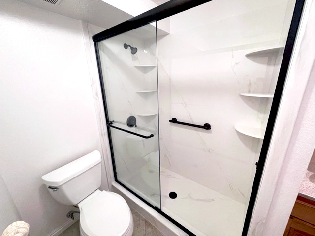 Looking for a professional shower replacement in Salt Lake City? Contact the pros at Bath Crest for your next bathroom remodel!